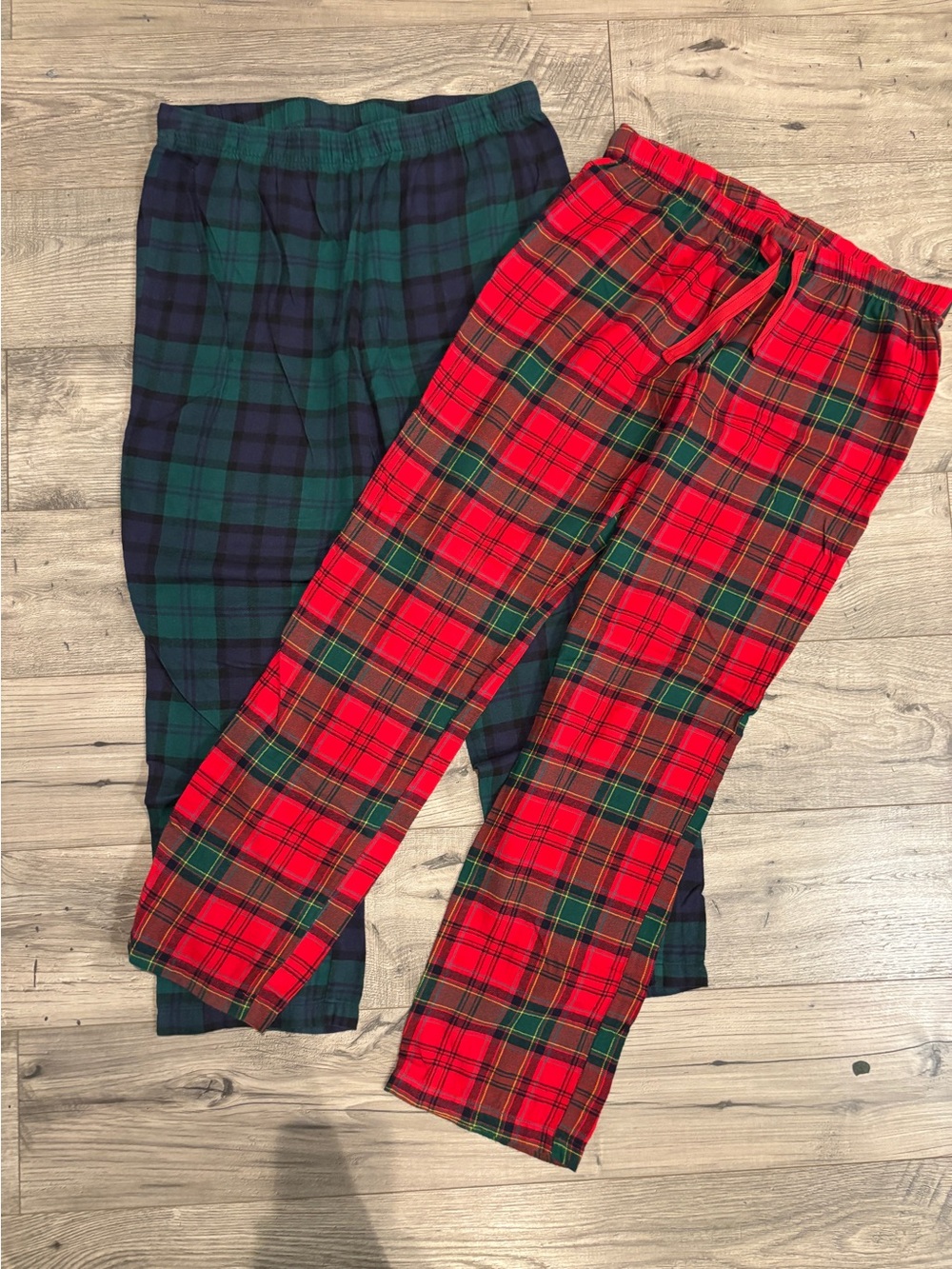 Old Navy Kids Plaid Pajama Pants - Red & Green